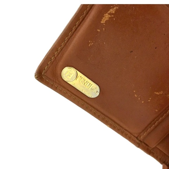 Vintage FENDI Wallet - Picture 6 of 7